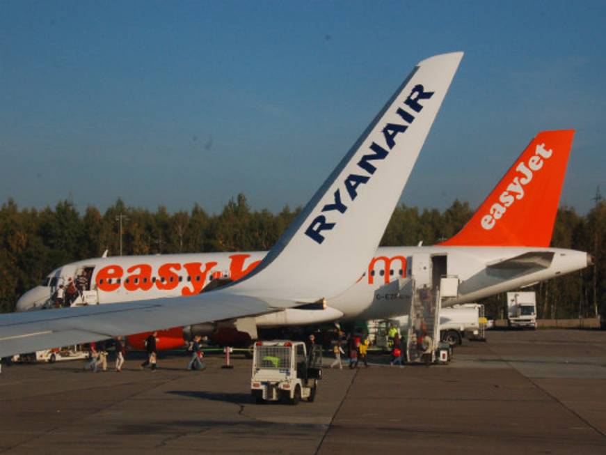 Sfida a colpi di euroCosì easyJet e Ryanair muovono le tariffe sulle rotte in comune