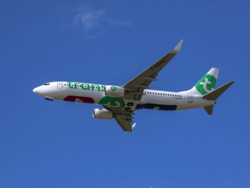 Transavia cancella altri 150 voli estivi per mancanza di aerei