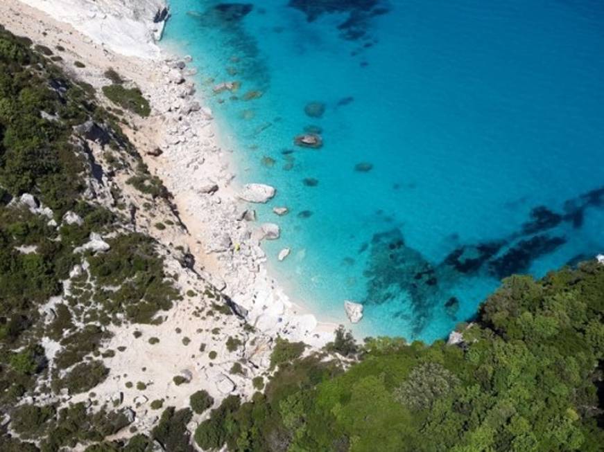 Sardegna, ora lo scalo di Olbia concede un ultimo tuffo prima del volo