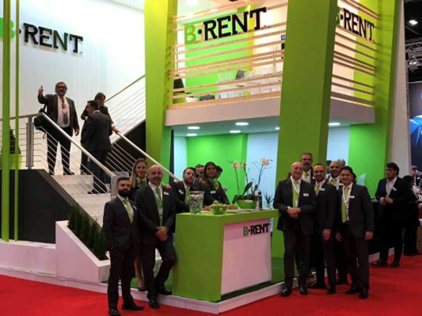 B-rent, l'autonoleggio apre anche di notte