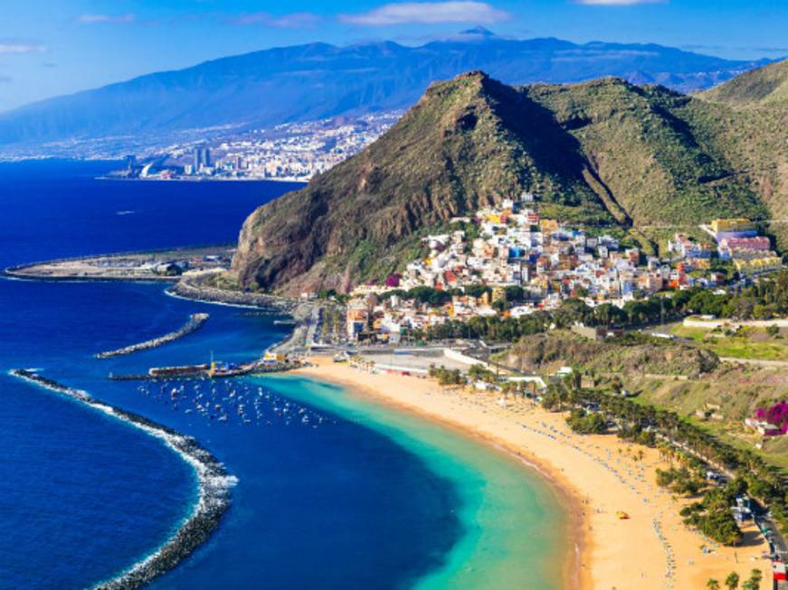 L'incendio a Tenerife non affossa il business turistico