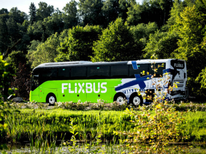 Flix, primo semestre record per la società degli autobus verdi
