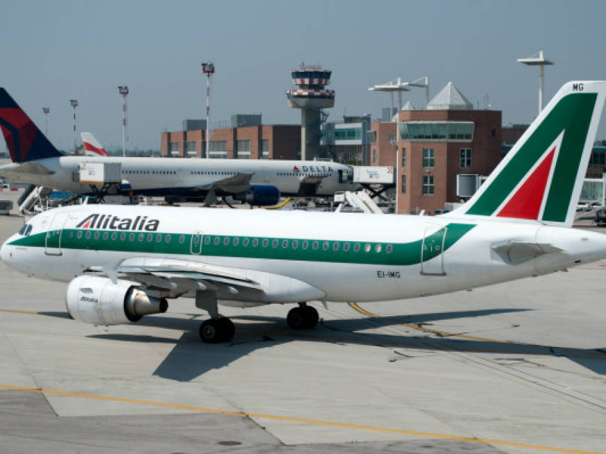 Alitalia non cedeProve tecniche di rilancio