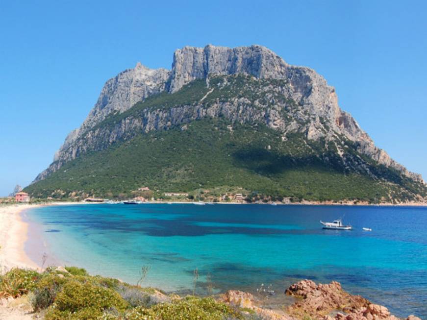 La Sardegna allunga la stagione, corsa dei tedeschi