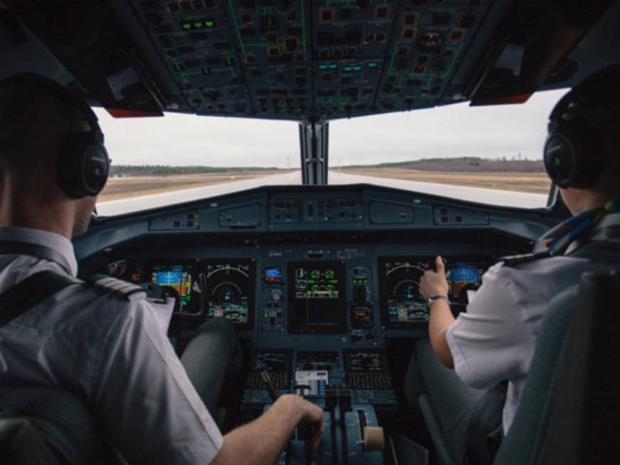 Trasporto aereo:dopo la pandemia calano le donne alla cloche