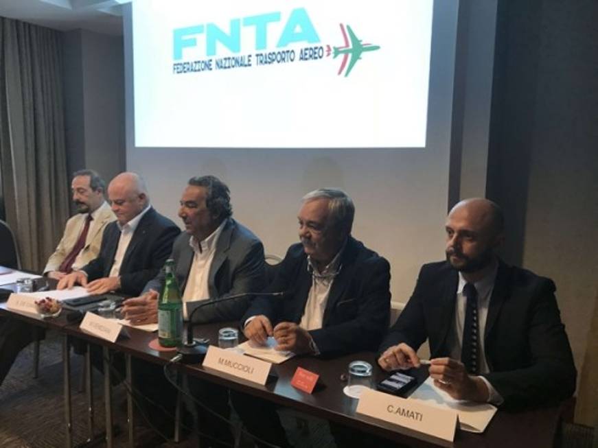 Dipendenti Alitalia Ecco le richieste al Governo per evitare la crisi