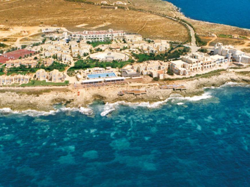 Estate Valtur:aprono Ostuni e Favignana