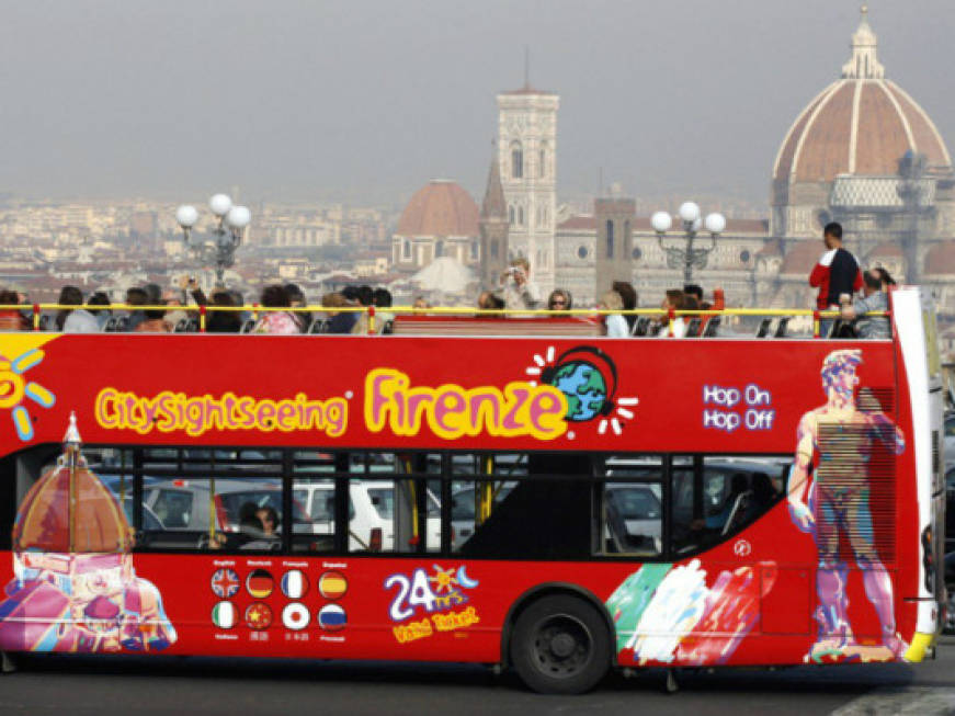 City Sightseeing Firenze diventa Rock: sul bus rosso per seguire i concerti
