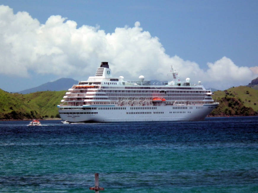 Le navi oceaniche di Crystal Cruises andranno all’asta a giugno