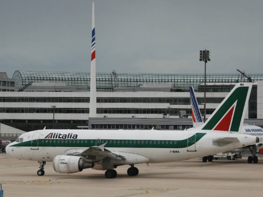 Alitalia aggiunge dieci voli sulla Sardegna per le festività