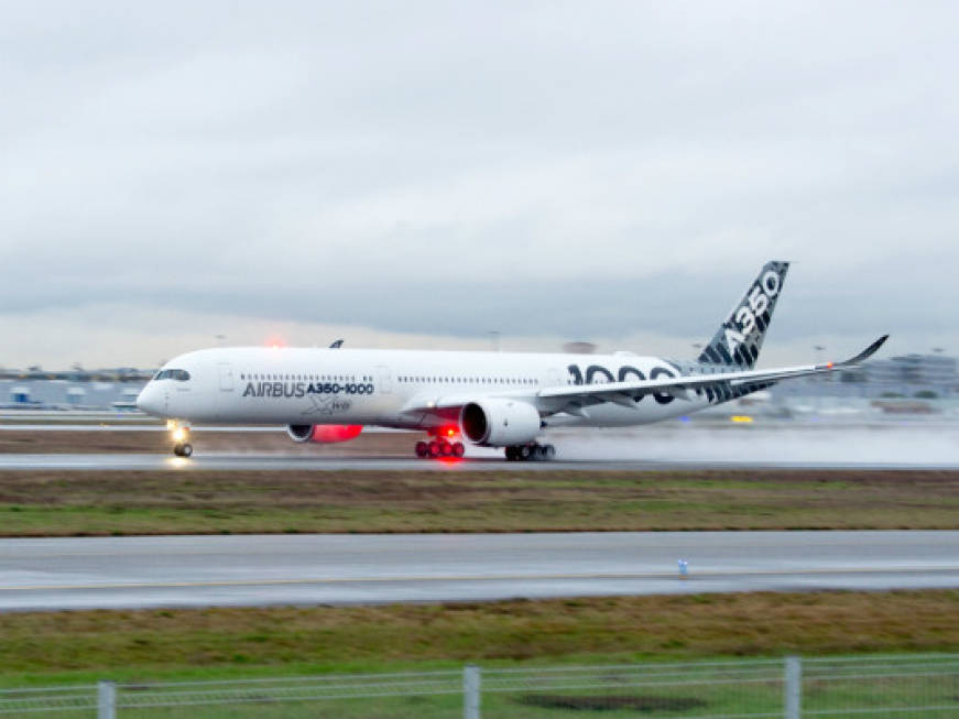 L’Airbus A350-1000 allo scoperto: parte il tour dimostrativo