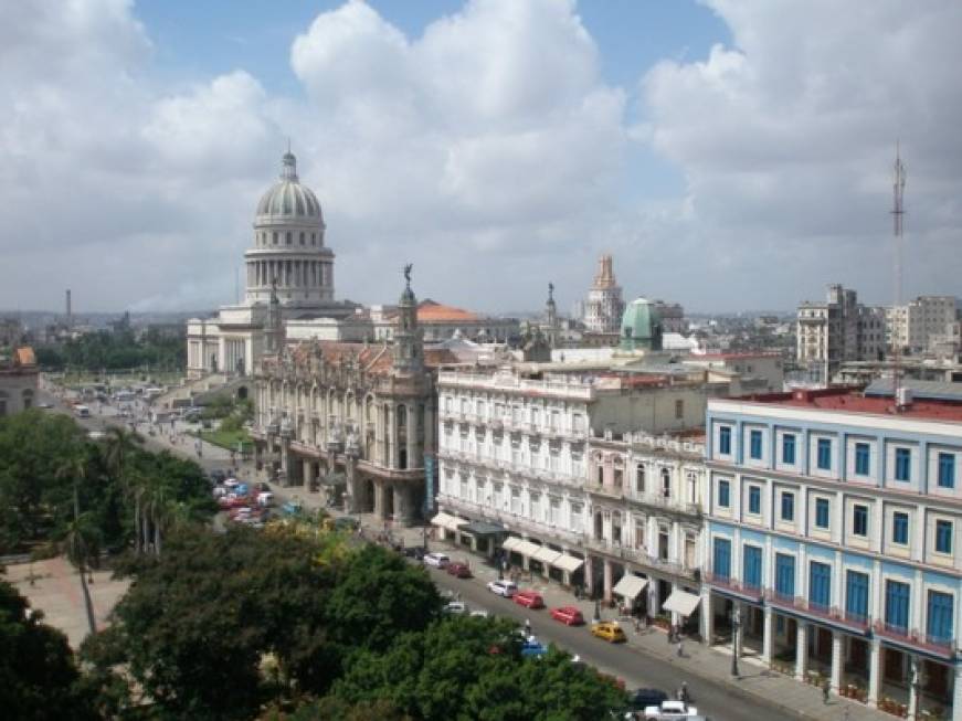 Storico accordo Usa-Cuba: via libera ai voli di linea, 110 collegamenti al giorno