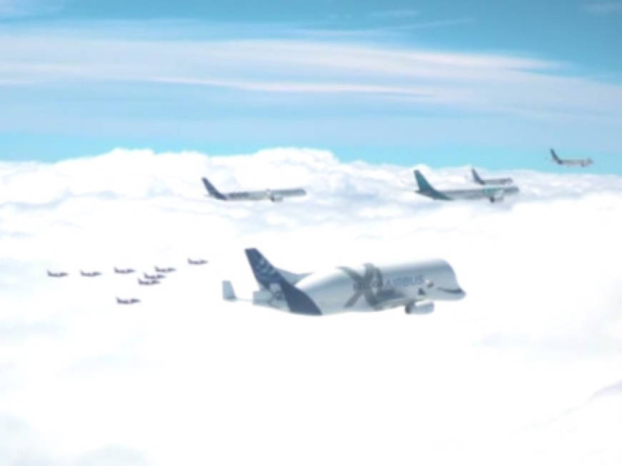 Lo spettacolare voloper i 50 anni di Airbus Il video dell’esibizione
