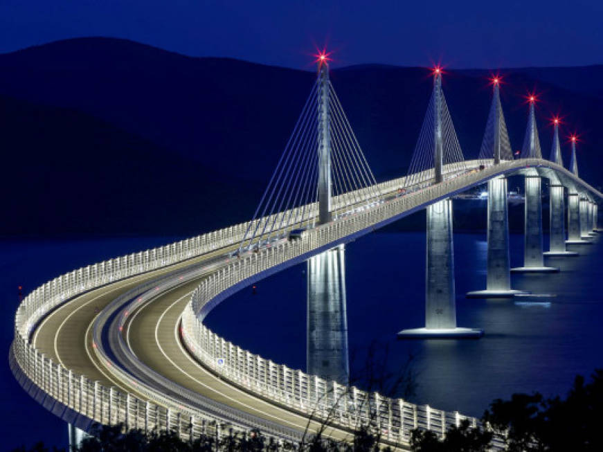 Apre oggi il ponte di Pelješac: collegherà Dubrovnik al resto della Croazia