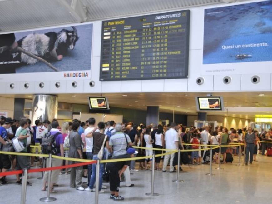 Semestre da record per l'aeroporto di Cagliari, boom di stranieri