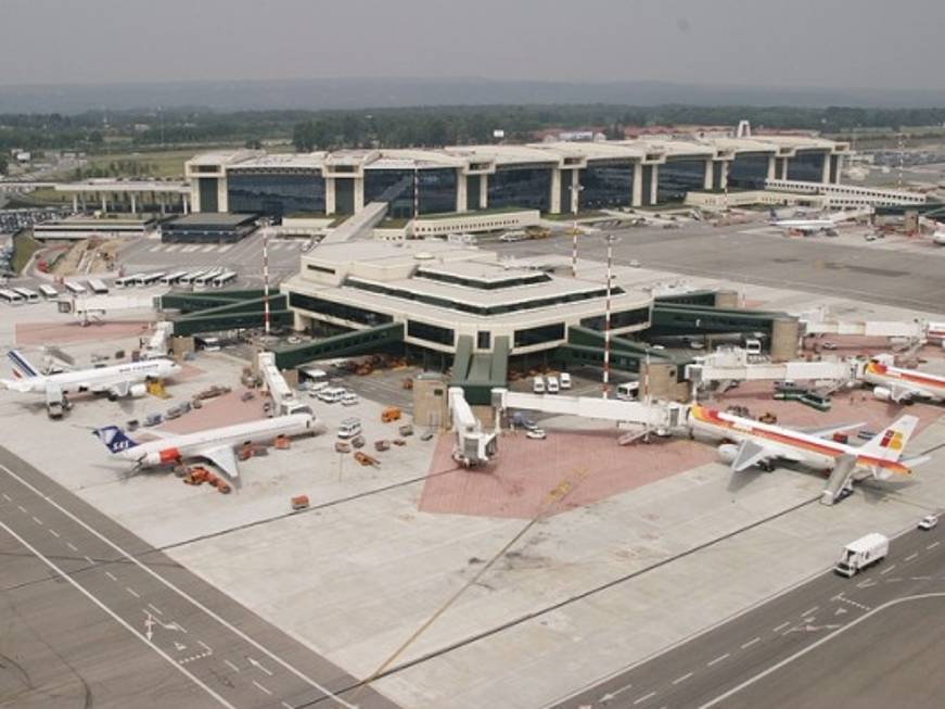 Monti sblocca gli investimenti per gli aeroporti