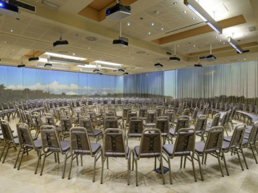 Planetaria Hotels porta la tecnologia immersiva in albergo con la Room360°