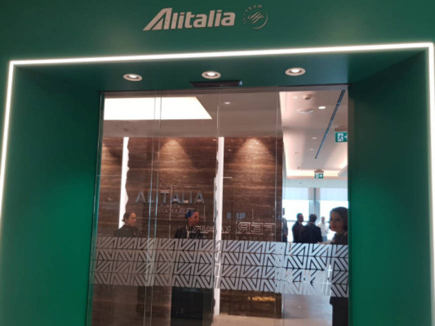 Alitalia, la sfida Shuttle:non solo Parigi e Londra