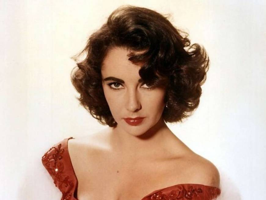 I cimeli di Elizabeth Taylor all'asta sulla Queen Mary 2 di Cunard