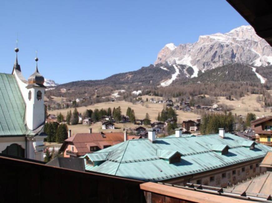 Lavorare in remoto nelle Dolomiti, il piano di Cortina