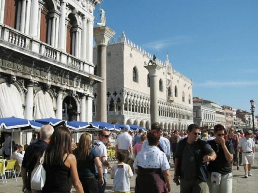 Venezia, un ticket di ingresso per i turisti giornalieri