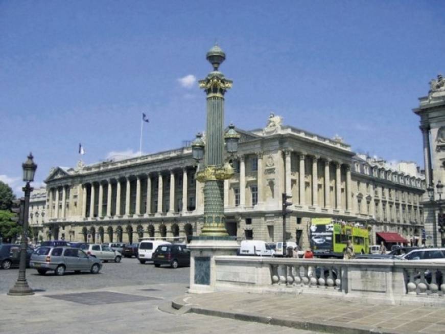 Parigi: gli hotel si alleano, scatta l&amp;#39;allerta tra le Olta