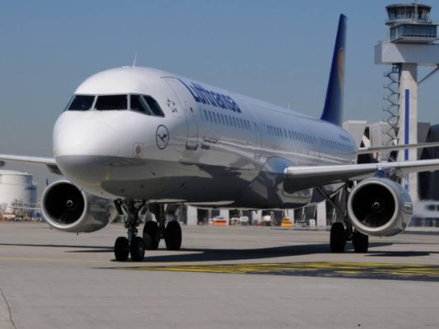 Lufthansa introduce il &amp;#39;Cash &amp;amp; Miles&amp;#39; per pagare i voli con le miglia premio