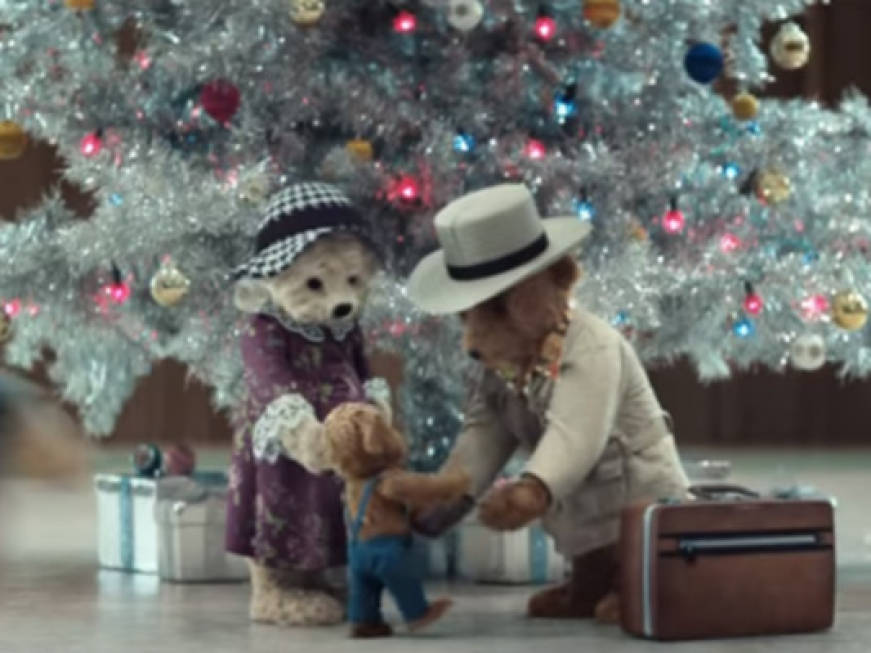 Una storia di Natale: lo spot di Heathrow mette in scena i teddy bear