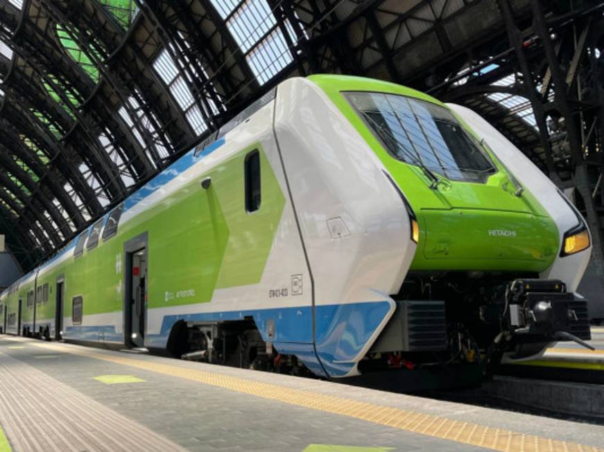 Trenord potenzia i collegamenti tra Milano e il Lago di Garda per Pasqua