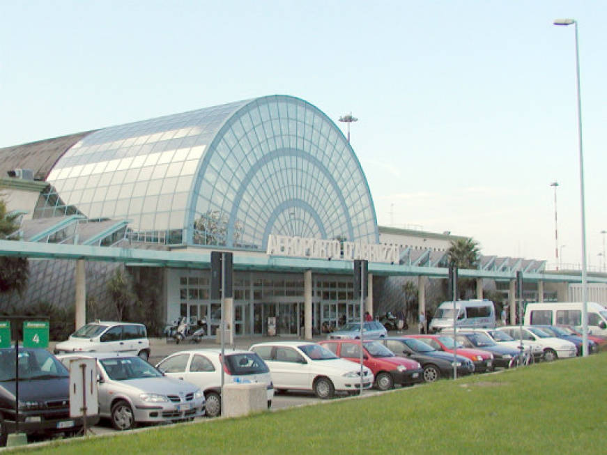 Pescara, aeroporto chiuso dal 15 al 24 novembre: 4,4 milioni di euro per i lavori