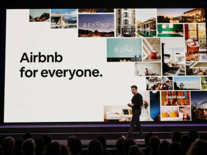 Airbnb fa pace con l’Ue: accordo per la condivisione dei dati