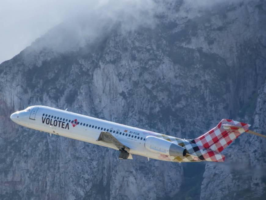 Volotea festeggia il primo anno della base di Genova