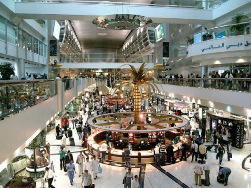 Aeroporto di Dubai, ricavi in crescita a doppia cifra