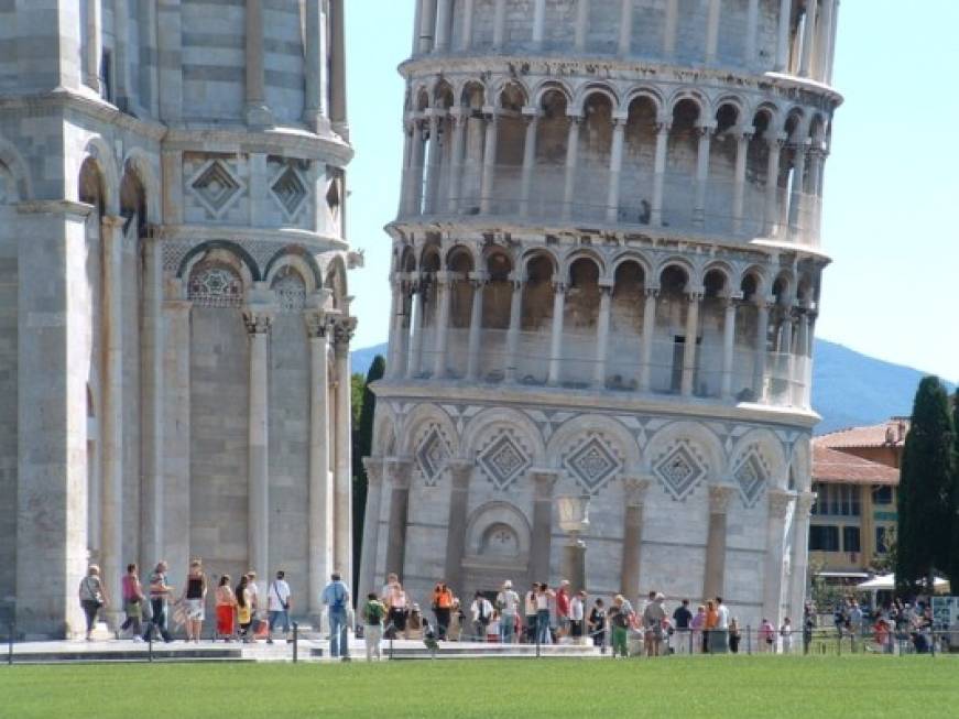 La Torre di Pisa pende meno: recuperati 4 centimetri