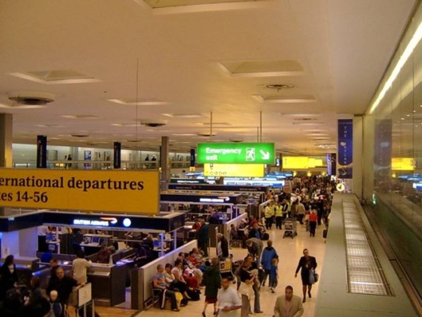 Heathrow alza del 41 per cento le tasse aeroportuali