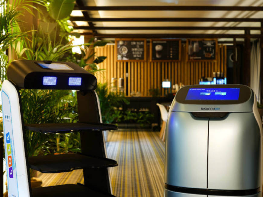 UNAHOTELS: il One Siracusa il primo albergo con camerieri e butler robot