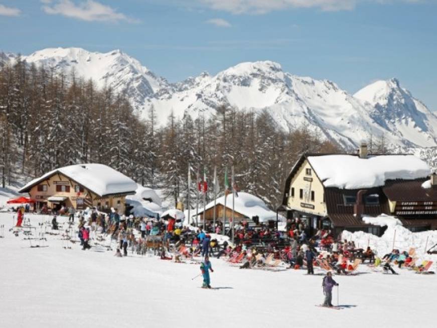 I charter della neve salvano la stagione del Piemonte