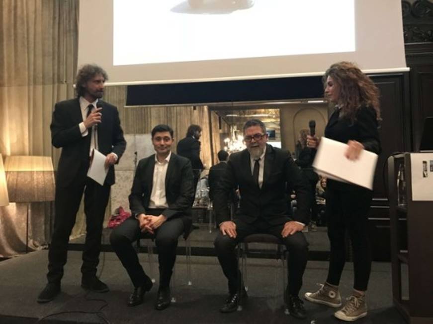 L'offensiva di BoscoloIn tour con le Iene per formare le agenzie di viaggi L'offensiva di BoscoloIn tour con le Iene per formare le agenzie di viaggi