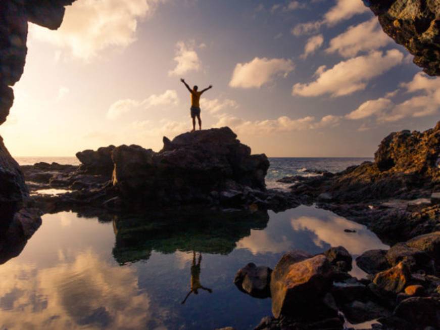 Canarie, allentate le restrizioni nei locali e nelle strutture ricettive