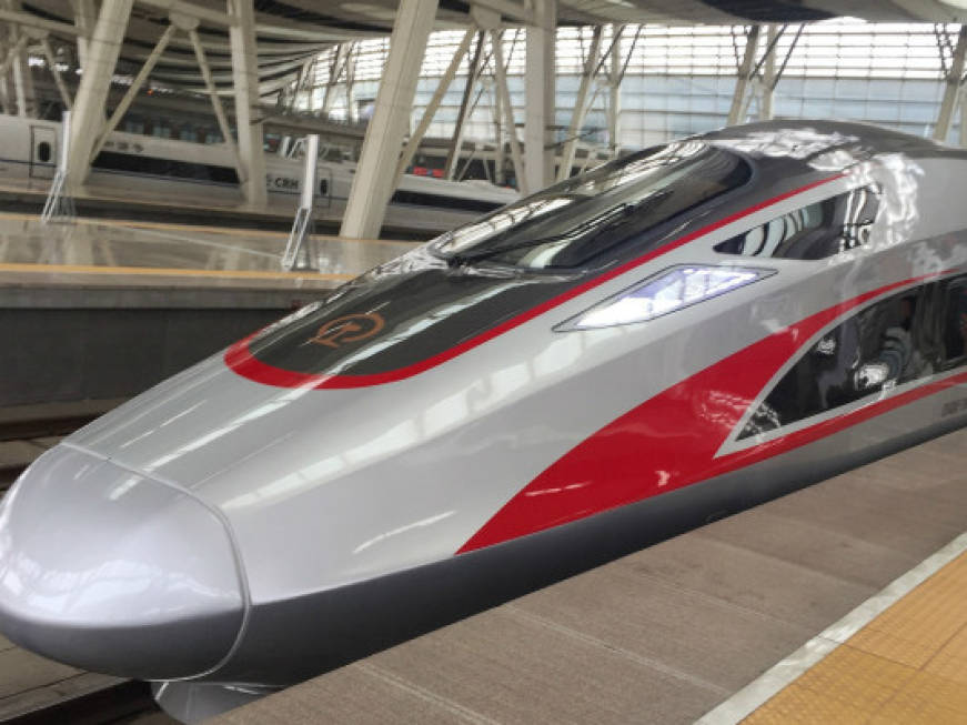 Debutta Fuxing, in Cina il treno più veloce del mondo