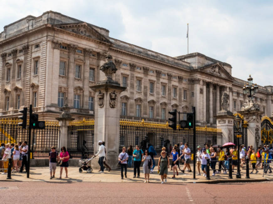 Londra: boom di prenotazioni in hotel per i funerali della Regina