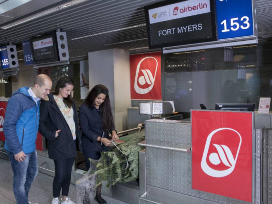 L&amp;#39;albero di Natale gratis in aereo: airberlin rinnova la tradizione