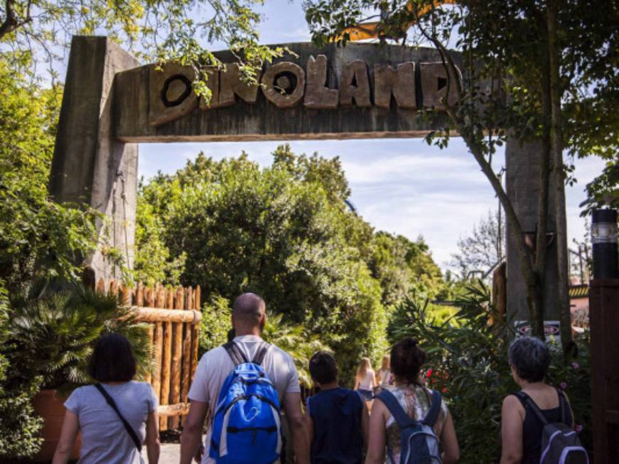 Mirabilandia inaugura l’area preistorica Dinoland