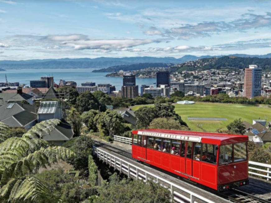 Nuova Zelanda verso la riapertura ai turisti: le regole di ingresso