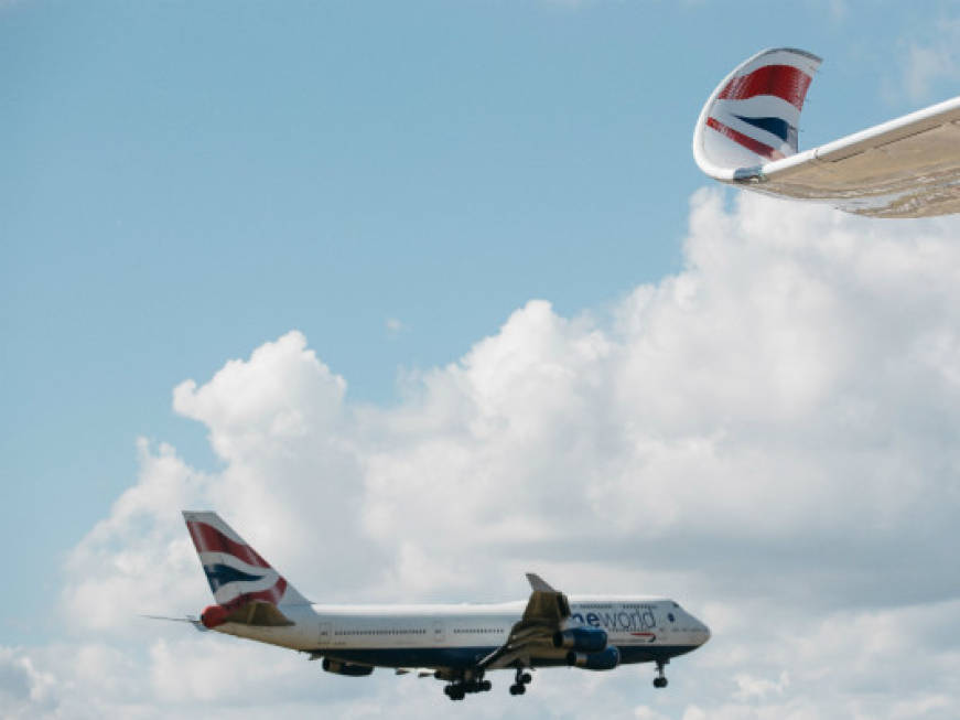 I dipendenti di British Airways in aiuto per l&amp;#39;emergenza Covid-19