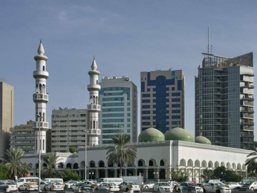 Abu Dhabi, pacchetto lusso di Mappamondo con voli Alitalia