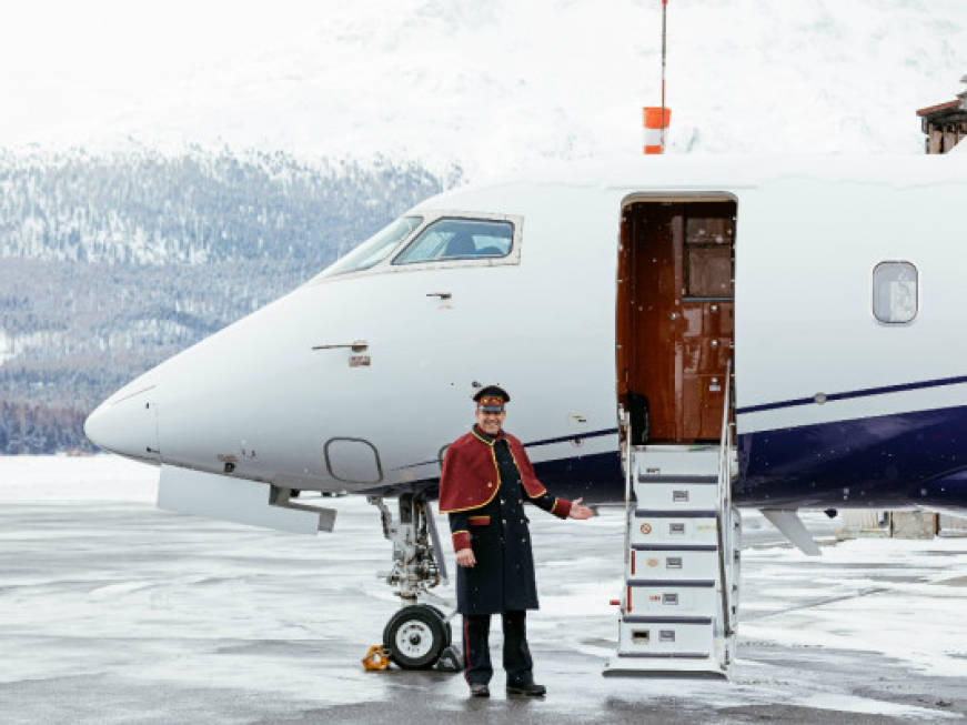Il Badrutt’s Palace di St. Moritz lancia il suo jet personalizzato