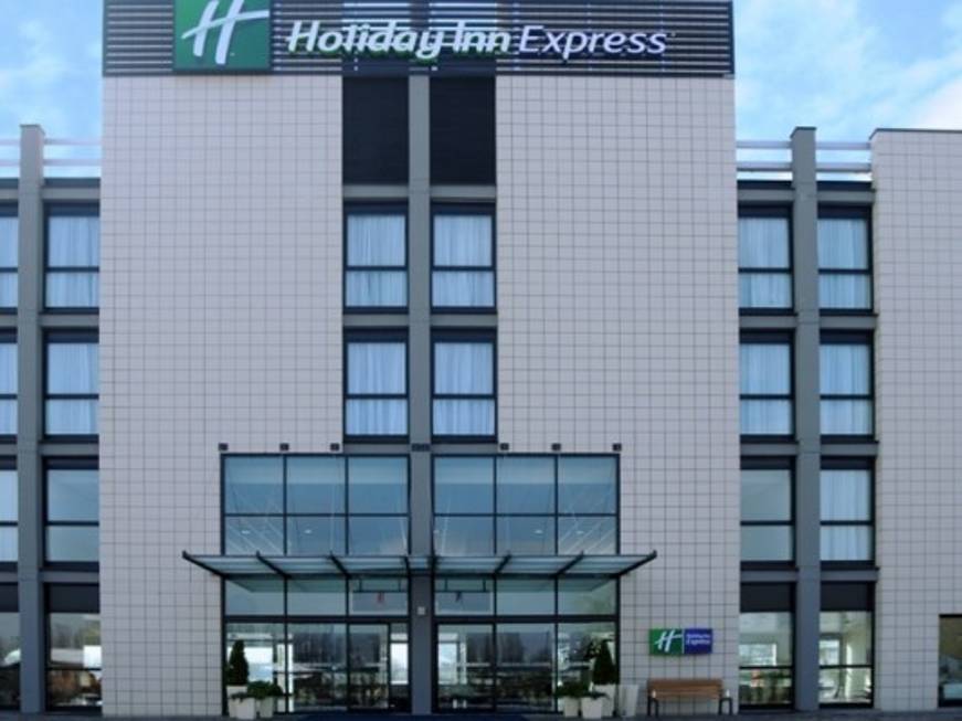 La sfida globale dei colossi alberghieri, Ihg e Holiday Inn dominano la scena