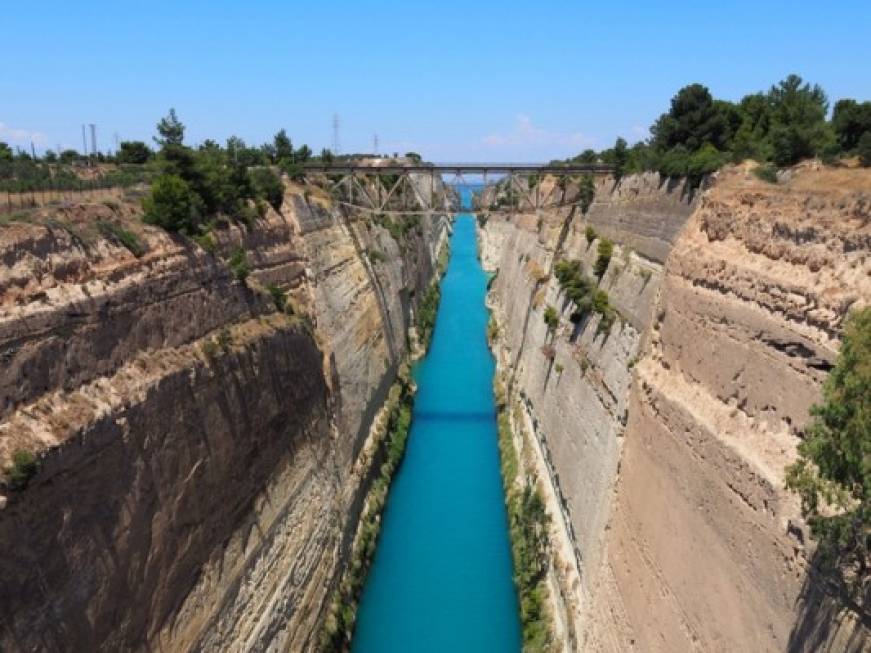 Grecia: il canale di Corinto riapre per tre mesi