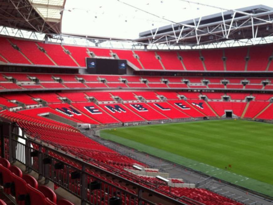 Euro 2020, la finale a Wembley diventa un caso politico